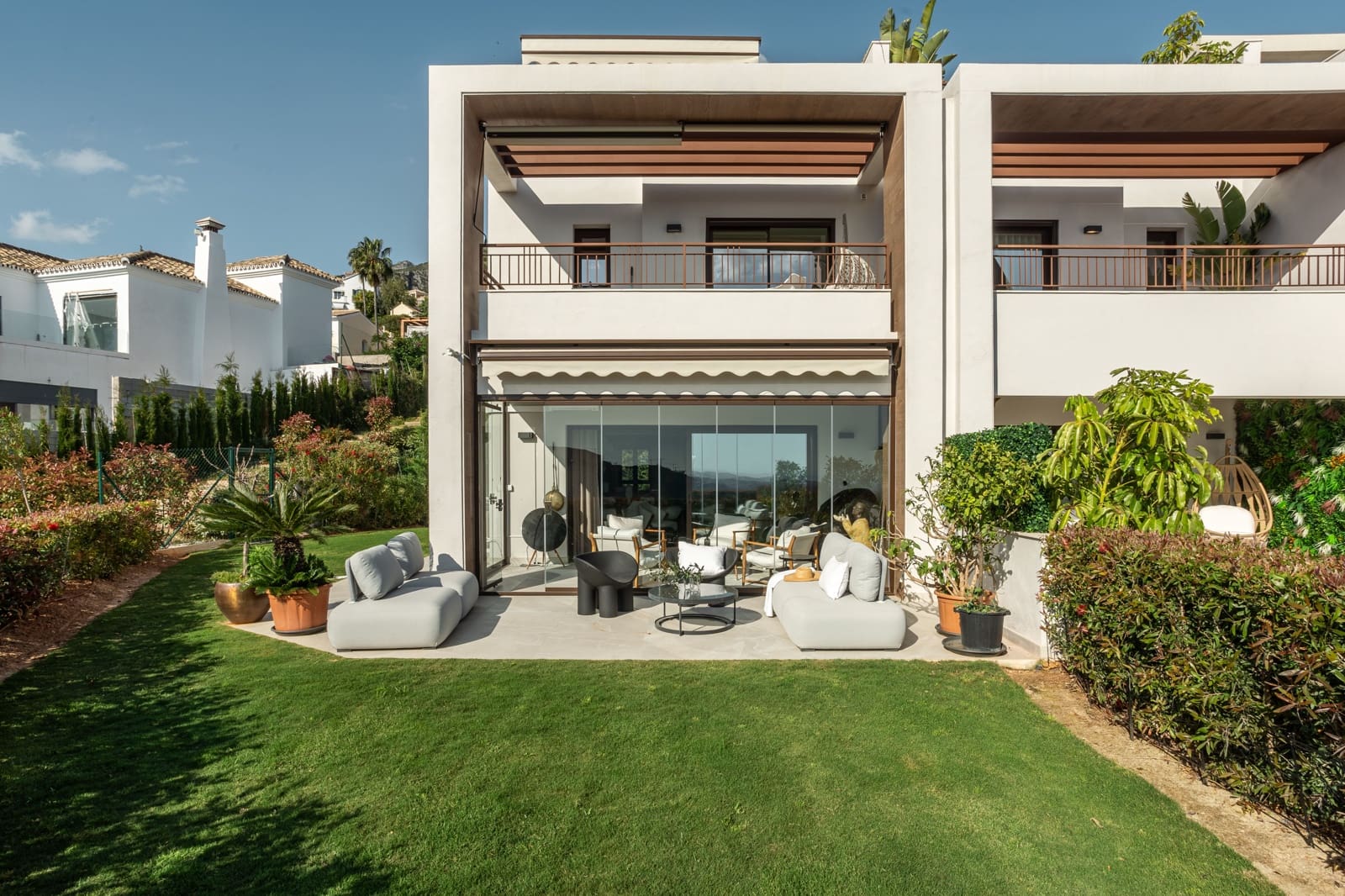 3 sypialnia Dom na sprzedaż w Istan z basenem - 849 000 € (Ref: 8774866)