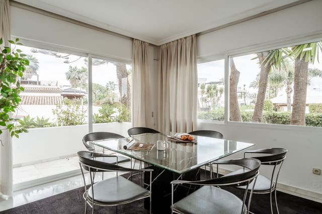 3 bedroom Apartment for sale in Nueva Alcántara, Marbella with pool - € 1,050,000 (Ref: 8774867)