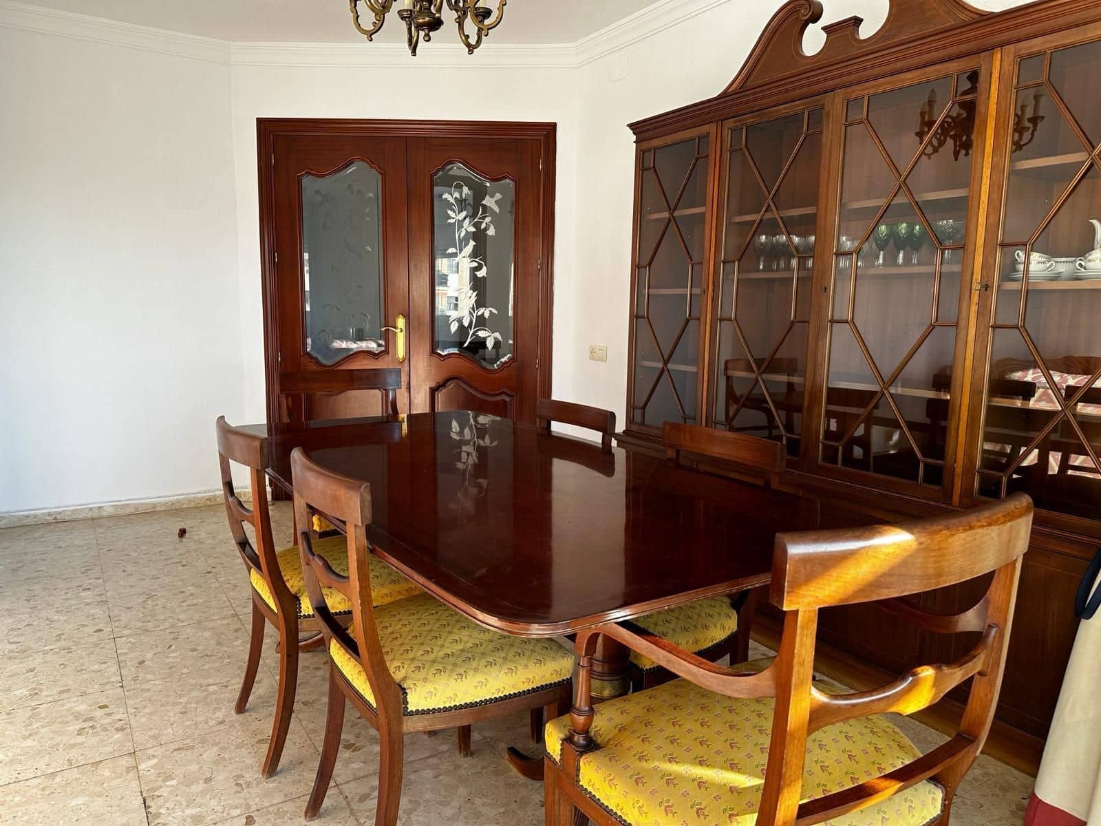 4 sovrum Lägenhet till salu i Malaga stad med pool - 750 000 € (Ref: 8776855)