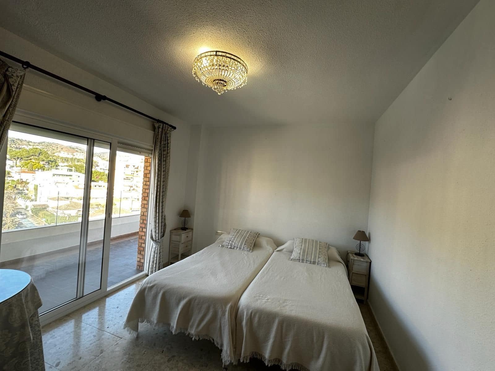 4 sovrum Lägenhet till salu i Malaga stad med pool - 750 000 € (Ref: 8776855)