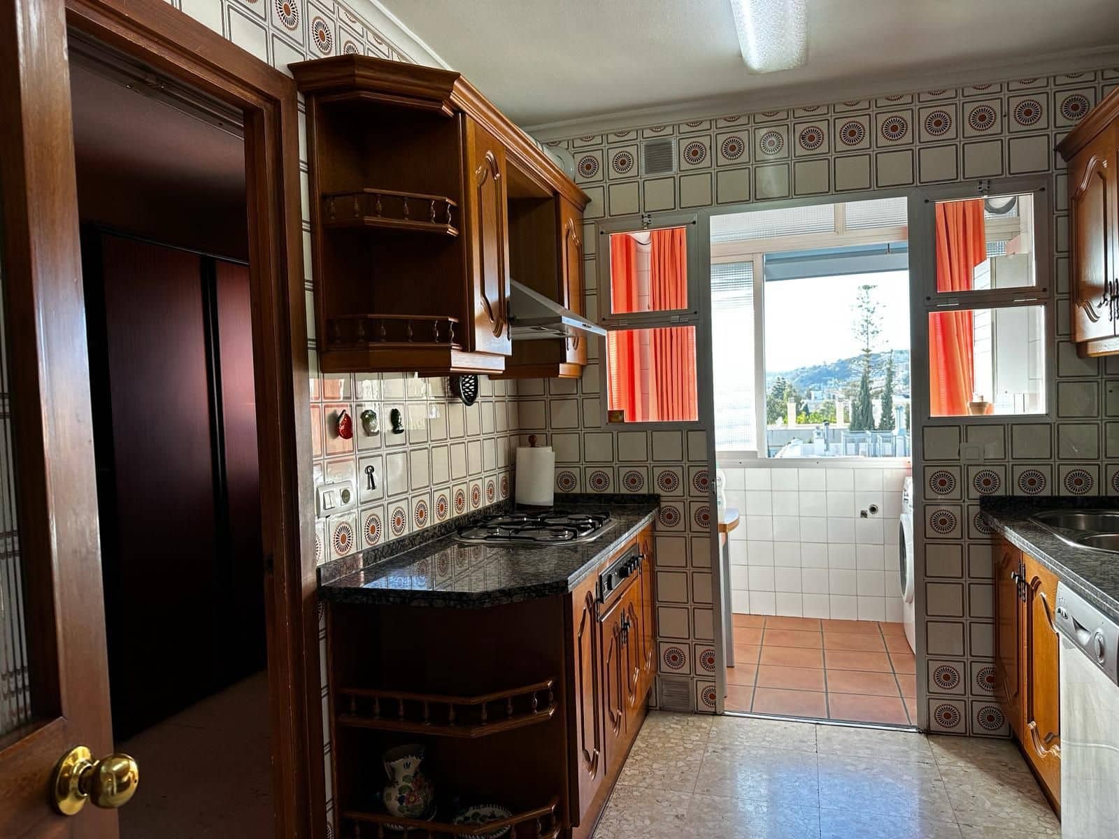 4 sovrum Lägenhet till salu i Malaga stad med pool - 750 000 € (Ref: 8776855)