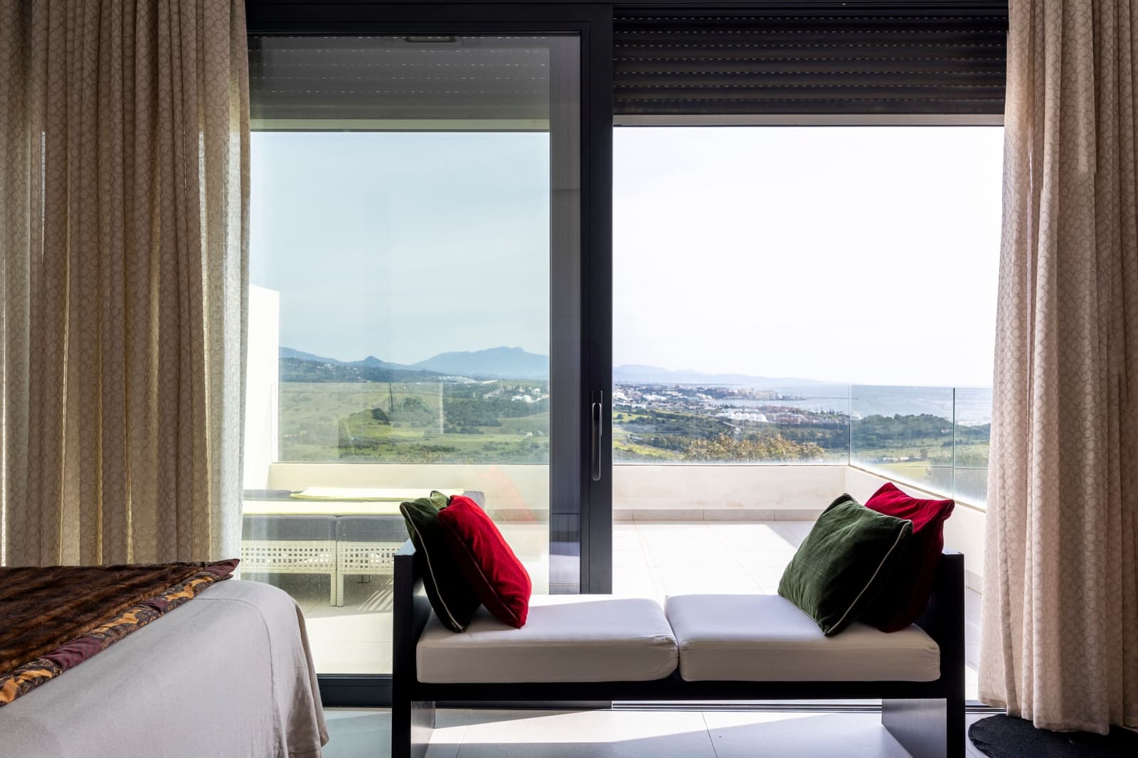 3 sypialnia Apartament na sprzedaż w Casares z basenem - 1 200 000 € (Ref: 8780678)