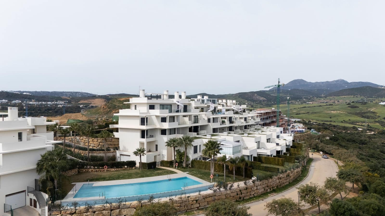 3 sypialnia Apartament na sprzedaż w Casares z basenem - 1 200 000 € (Ref: 8780678)