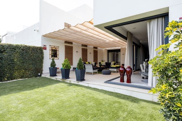 3 sypialnia Apartament na sprzedaż w Casares Golf - Casares del Sol, Casares z basenem - 1 200 000 € (Ref: 8780678)