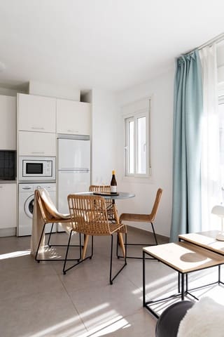 1 makuuhuone Kattohuoneisto myytävänä paikassa Torremolinos - 334 000 € (Ref: 8788159)