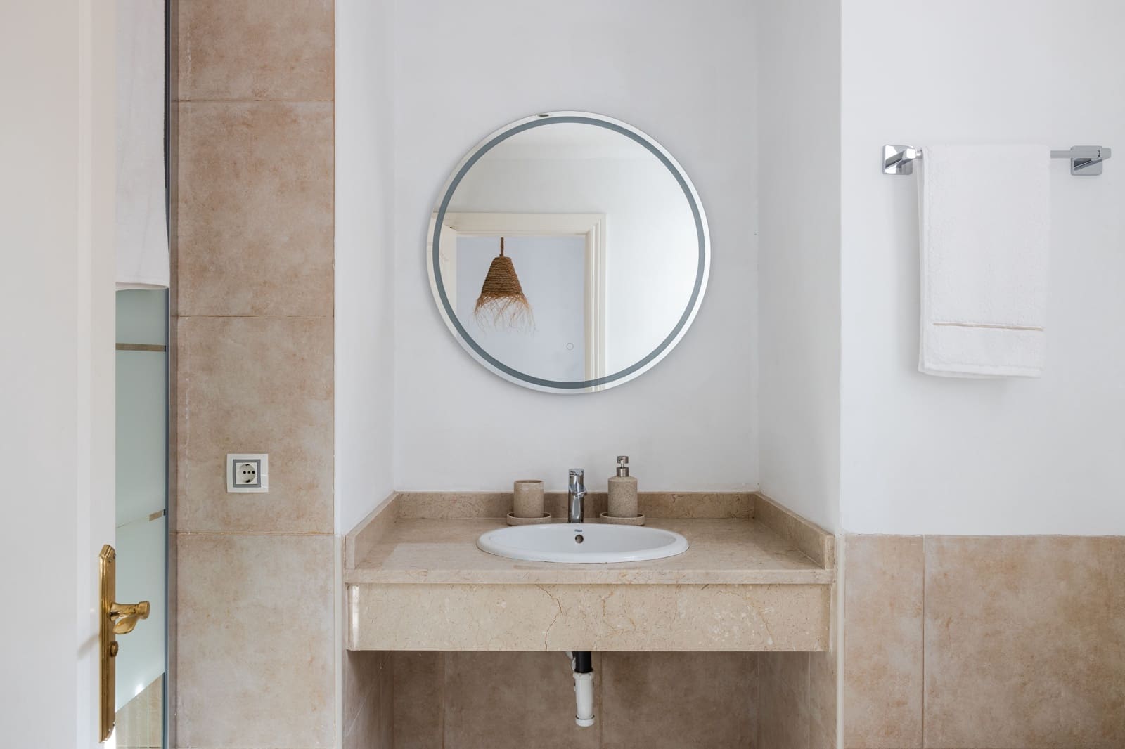 5 sypialnia Willa na sprzedaż w Estepona z basenem - 1 699 000 € (Ref: 8788719)