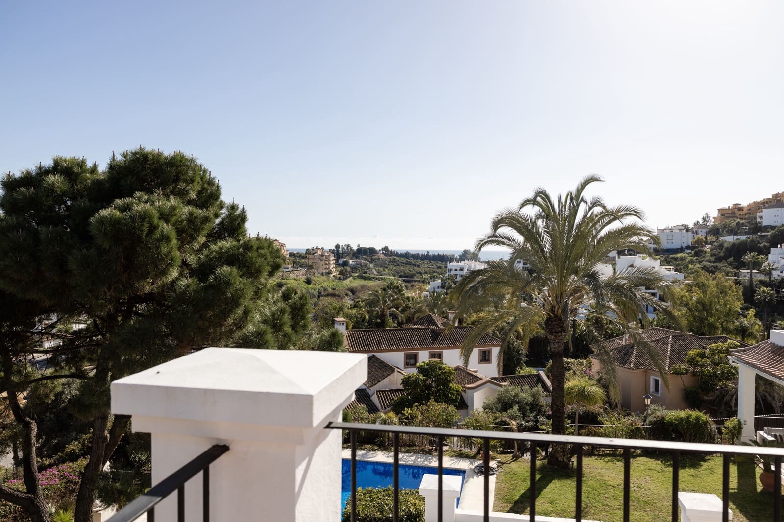 5 sypialnia Willa na sprzedaż w Estepona z basenem - 1 699 000 € (Ref: 8788719)