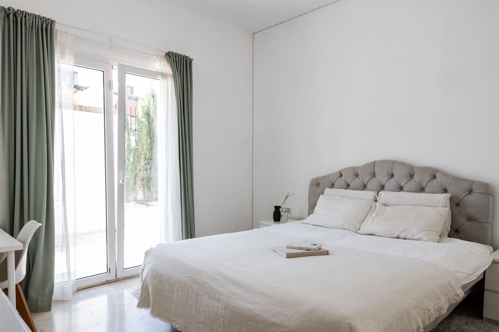 5 sypialnia Willa na sprzedaż w Estepona z basenem - 1 699 000 € (Ref: 8788719)