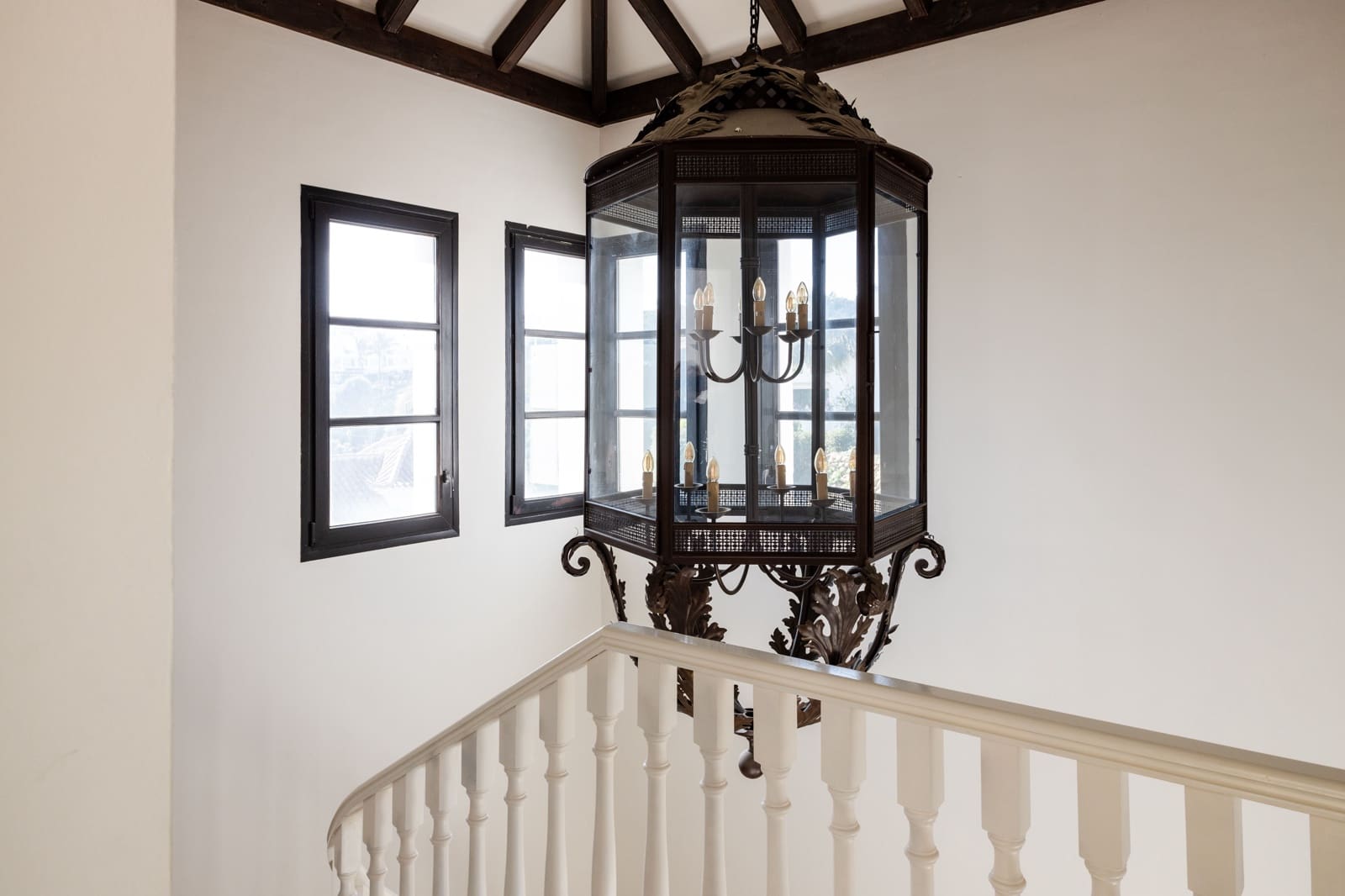 5 sypialnia Willa na sprzedaż w Estepona z basenem - 1 699 000 € (Ref: 8788719)