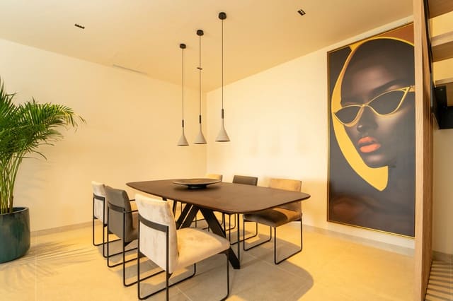 3 soveværelse Byhus til salg i Costa de la Calma, Calvià - € 2.980.000 (Ref: 8800070)