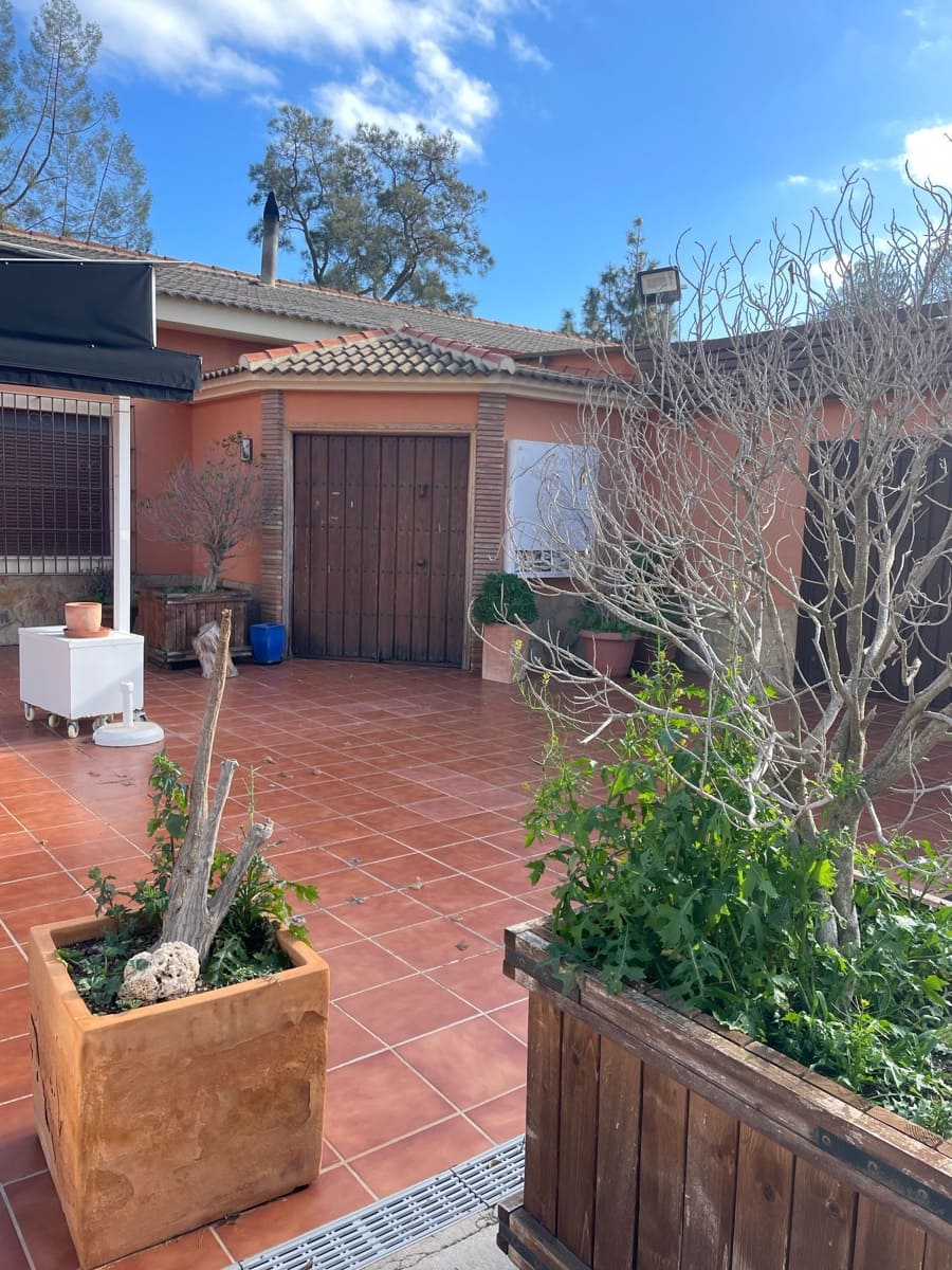 4 soveværelse Restaurant/Bar til salg i Malaga by - € 1.260.000 (Ref: 8800136)