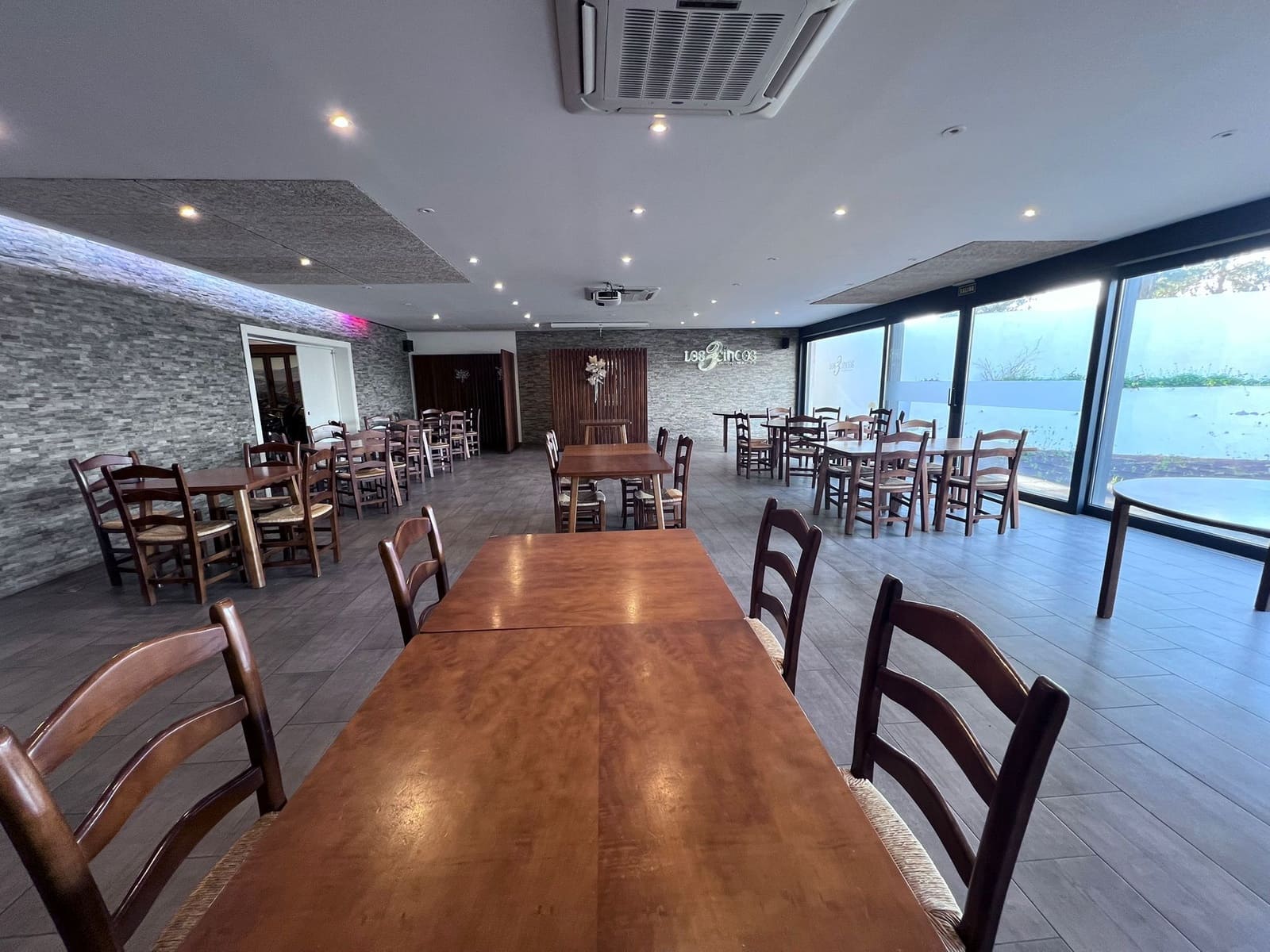 4 soveværelse Restaurant/Bar til salg i Malaga by - € 1.260.000 (Ref: 8800136)