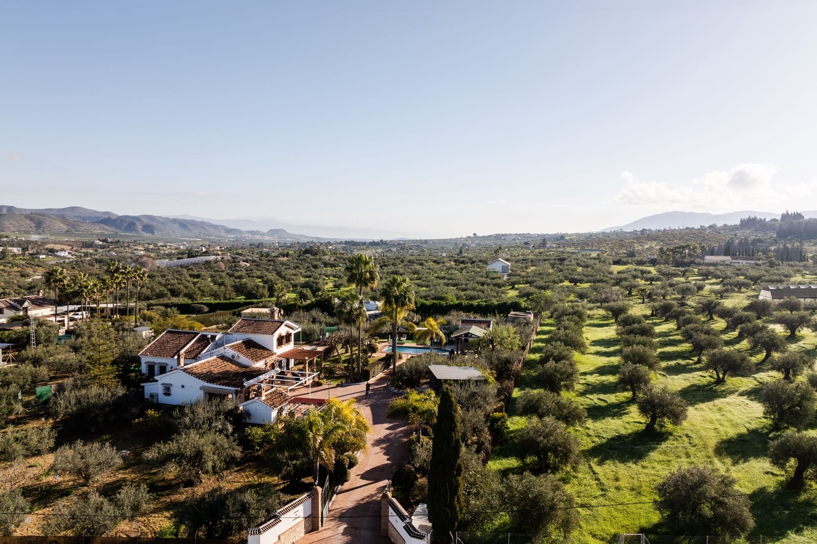 5 quarto Casa em Banda para venda em Alhaurin el Grande com piscina - 1 280 000 € (Ref: 8800502)