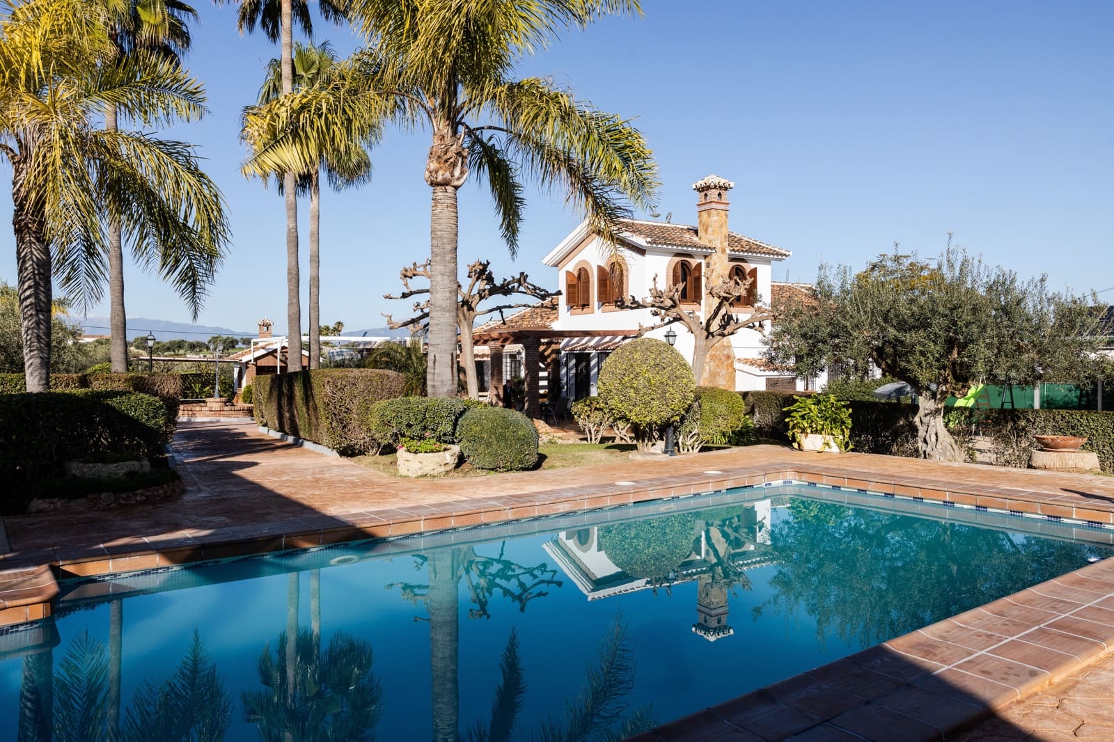 5 quarto Casa em Banda para venda em Alhaurin el Grande com piscina - 1 280 000 € (Ref: 8800502)