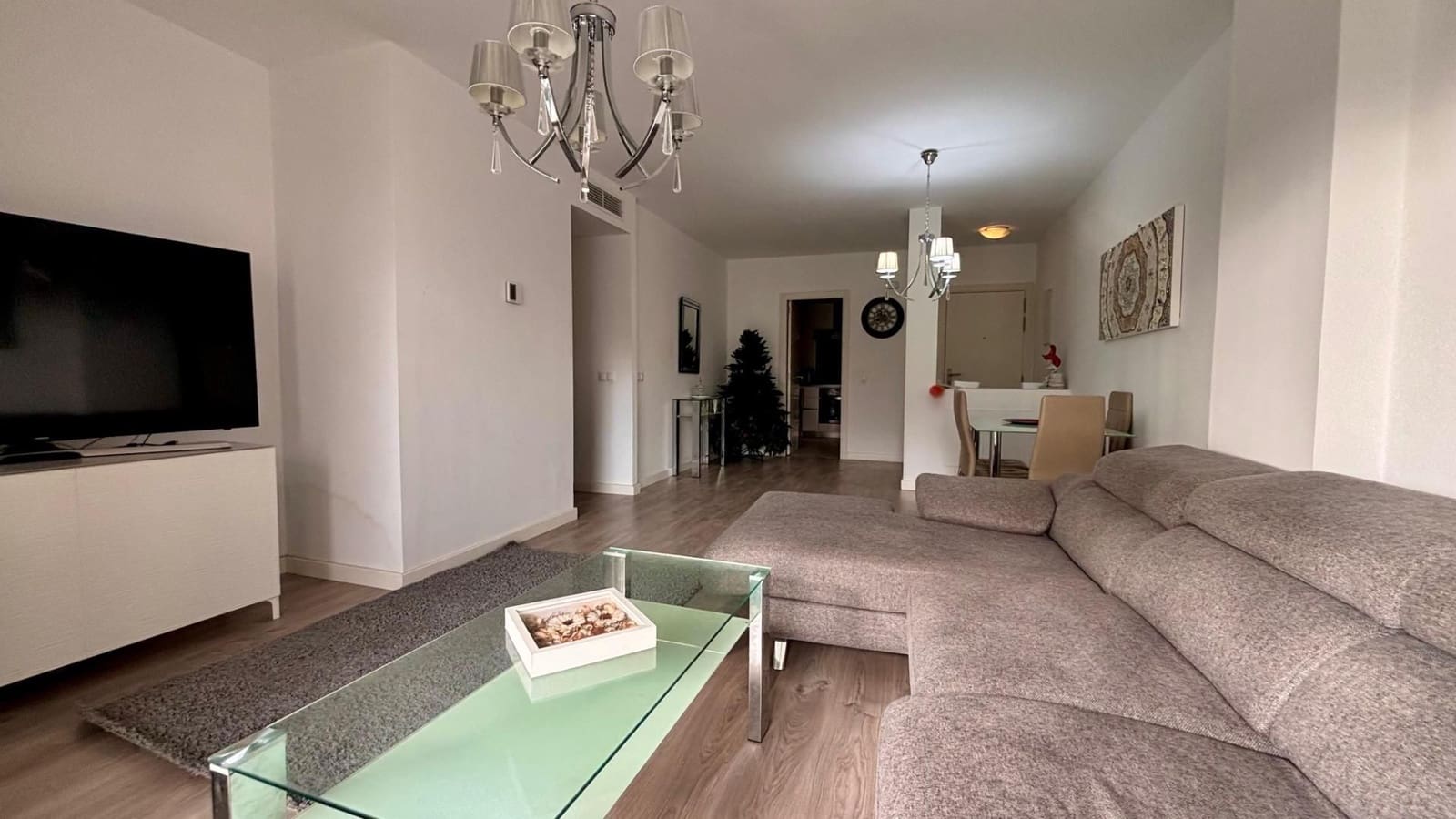 3 bedroom Apartment for sale in Marbella with pool - € 445,000 (Ref: 8800506)