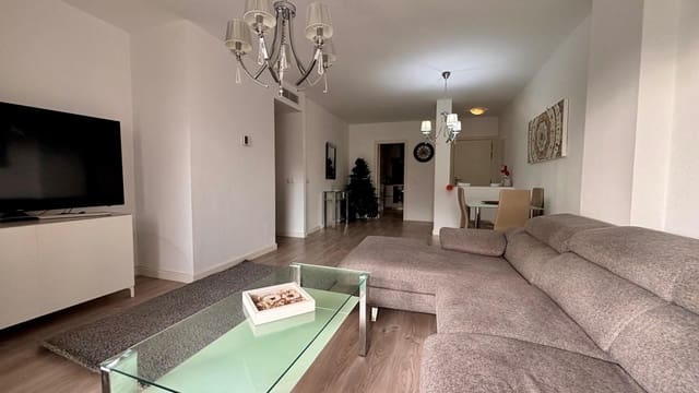 3 bedroom Apartment for sale in Marbella with pool - € 445,000 (Ref: 8800506)