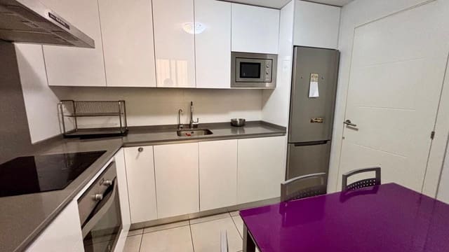 3 bedroom Apartment for sale in Marbella with pool - € 445,000 (Ref: 8800506)