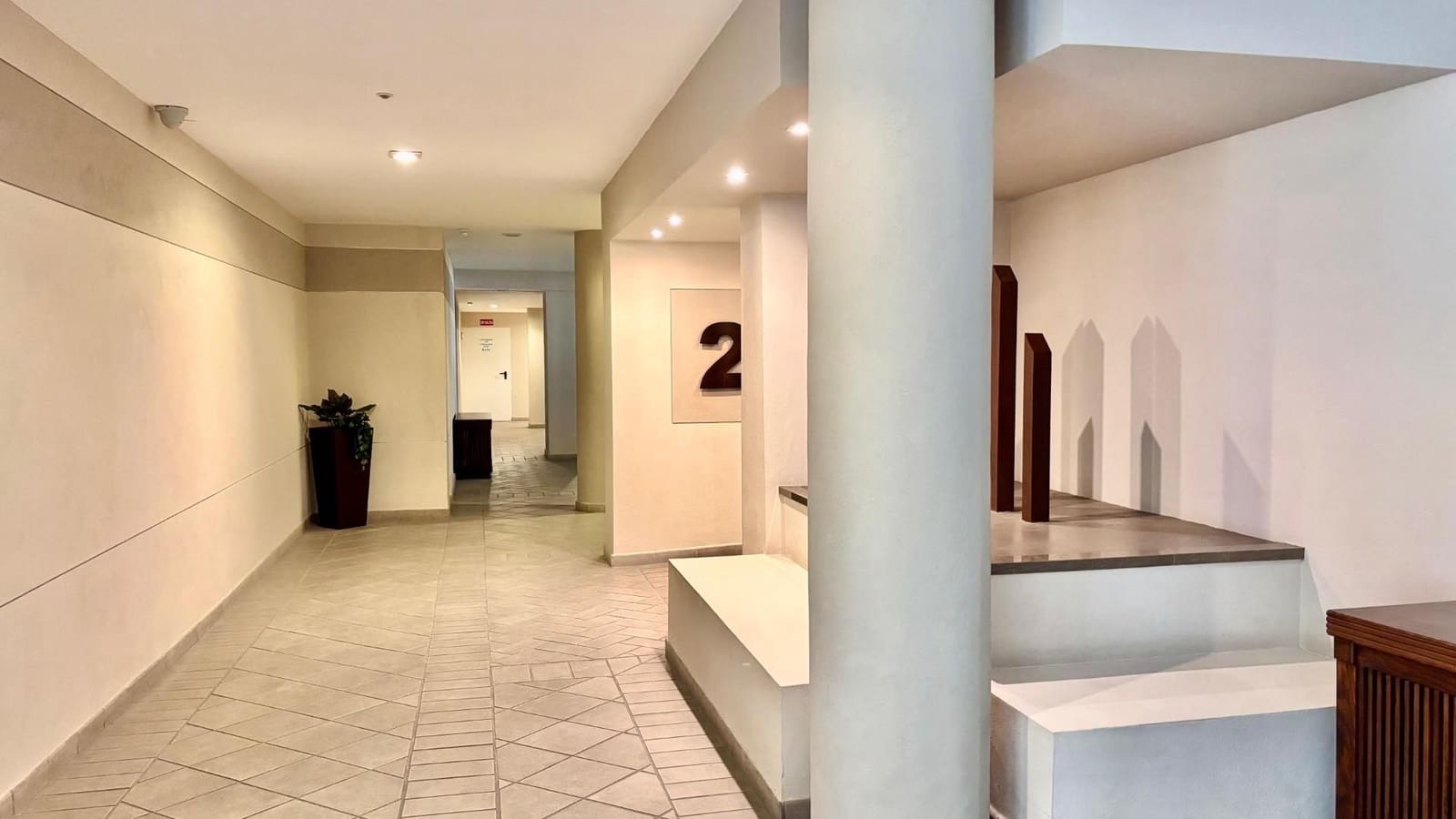 3 bedroom Apartment for sale in Marbella with pool - € 445,000 (Ref: 8800506)