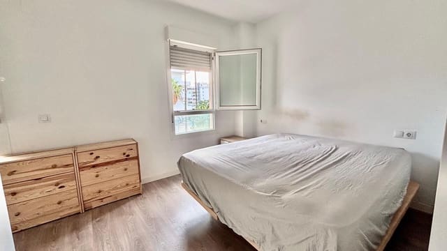 3 bedroom Apartment for sale in Marbella with pool - € 445,000 (Ref: 8800506)