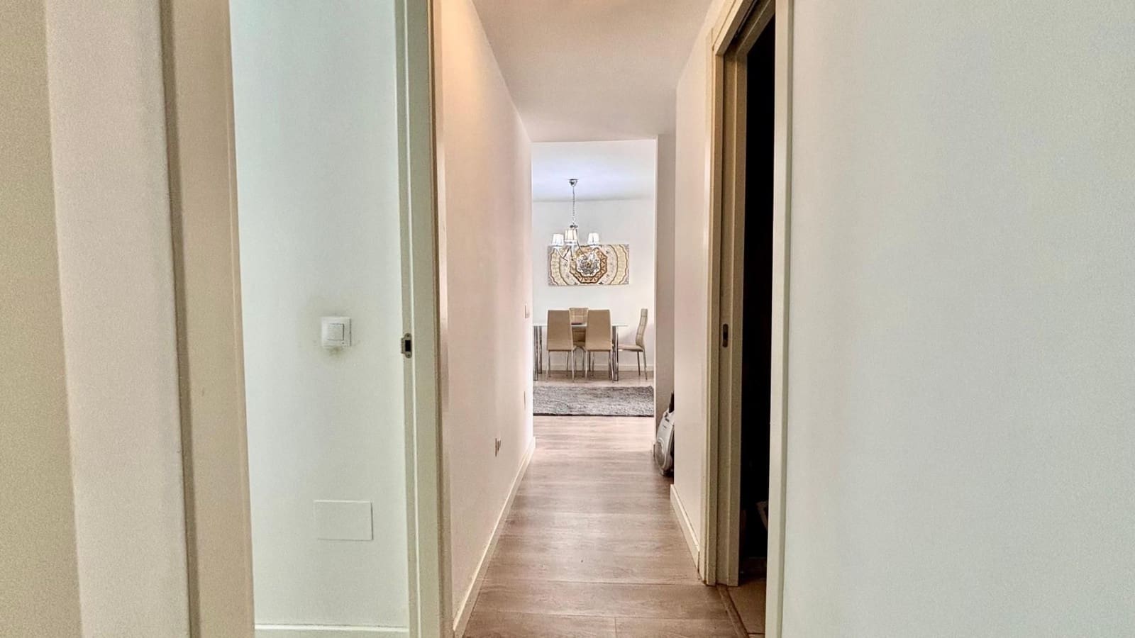 3 bedroom Apartment for sale in Marbella with pool - € 445,000 (Ref: 8800506)