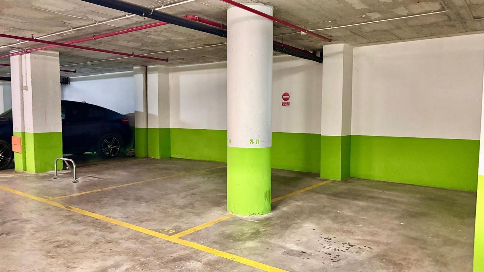 3 bedroom Apartment for sale in Marbella with pool - € 445,000 (Ref: 8800506)