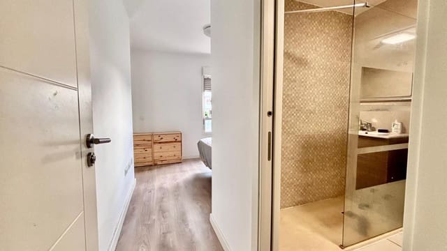 3 bedroom Apartment for sale in Marbella with pool - € 445,000 (Ref: 8800506)