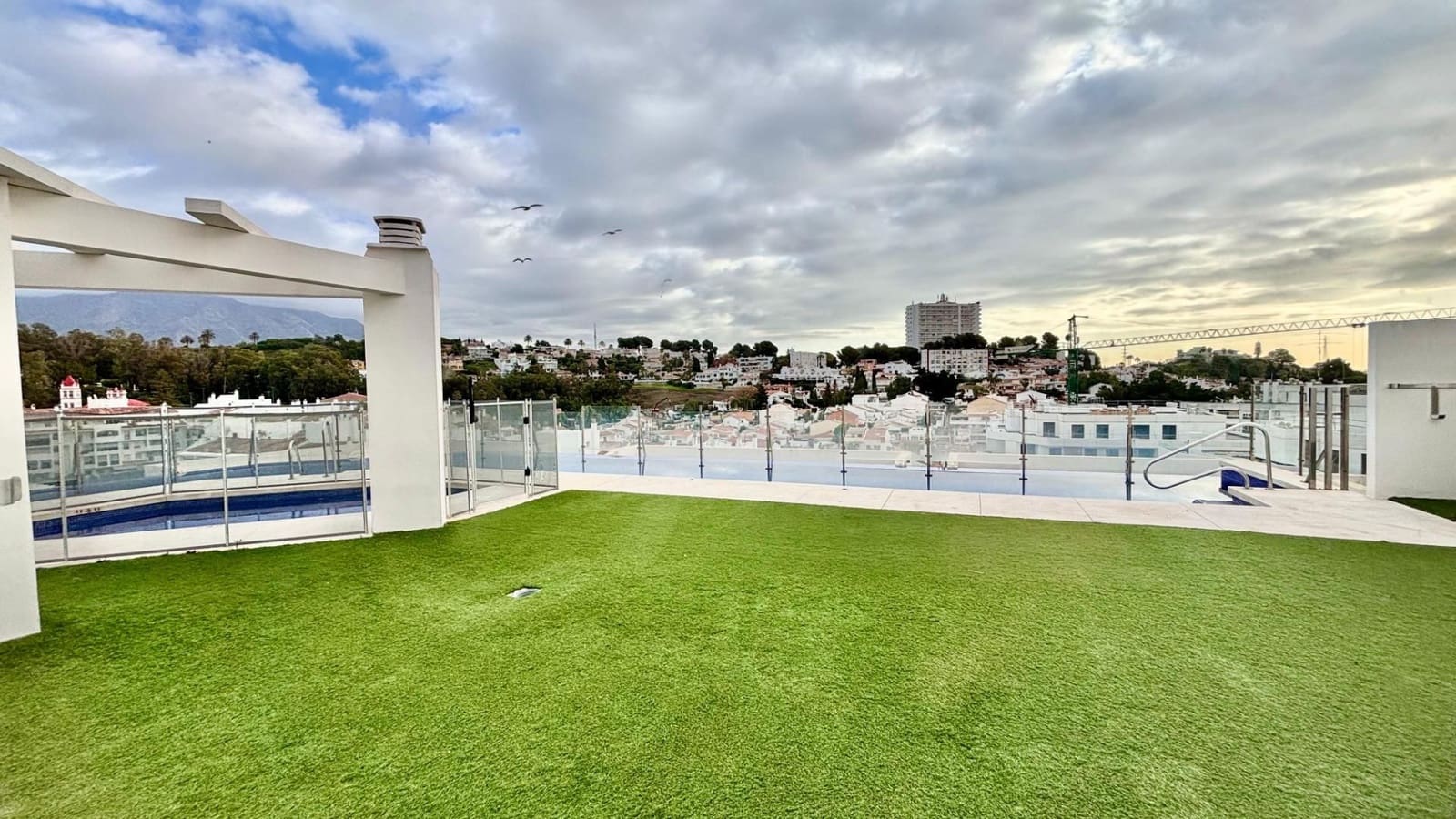 3 bedroom Apartment for sale in Marbella with pool - € 445,000 (Ref: 8800506)