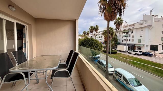 3 bedroom Apartment for sale in Marbella with pool - € 445,000 (Ref: 8800506)