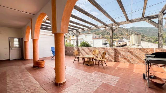 6 sovrum Hus till salu i Tolox - 275 000 € (Ref: 8802535)