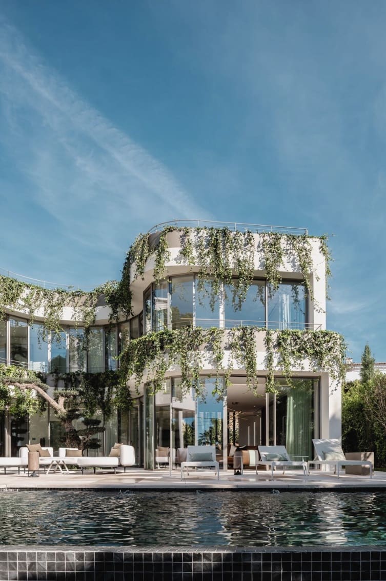 4 quarto Moradia para venda em Calvia com piscina - 7 800 000 € (Ref: 8821005)