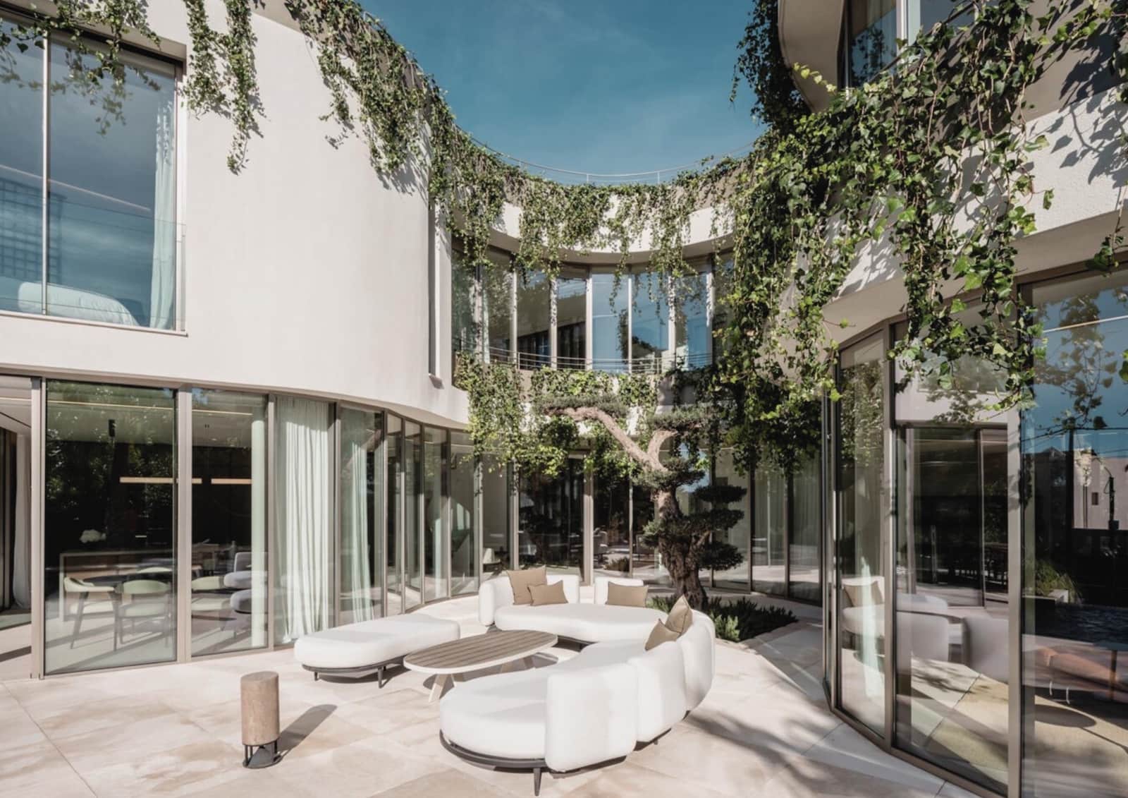 4 quarto Moradia para venda em Calvia com piscina - 7 800 000 € (Ref: 8821005)