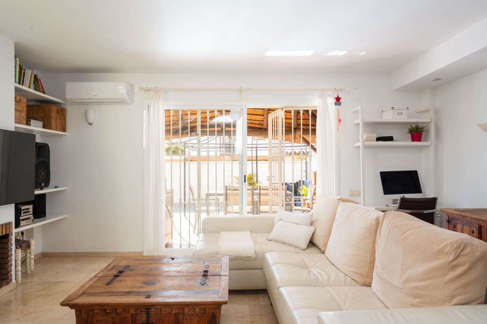 3 soveværelse Byhus til salg i Mijas Costa med swimmingpool - € 650.000 (Ref: 8824352)