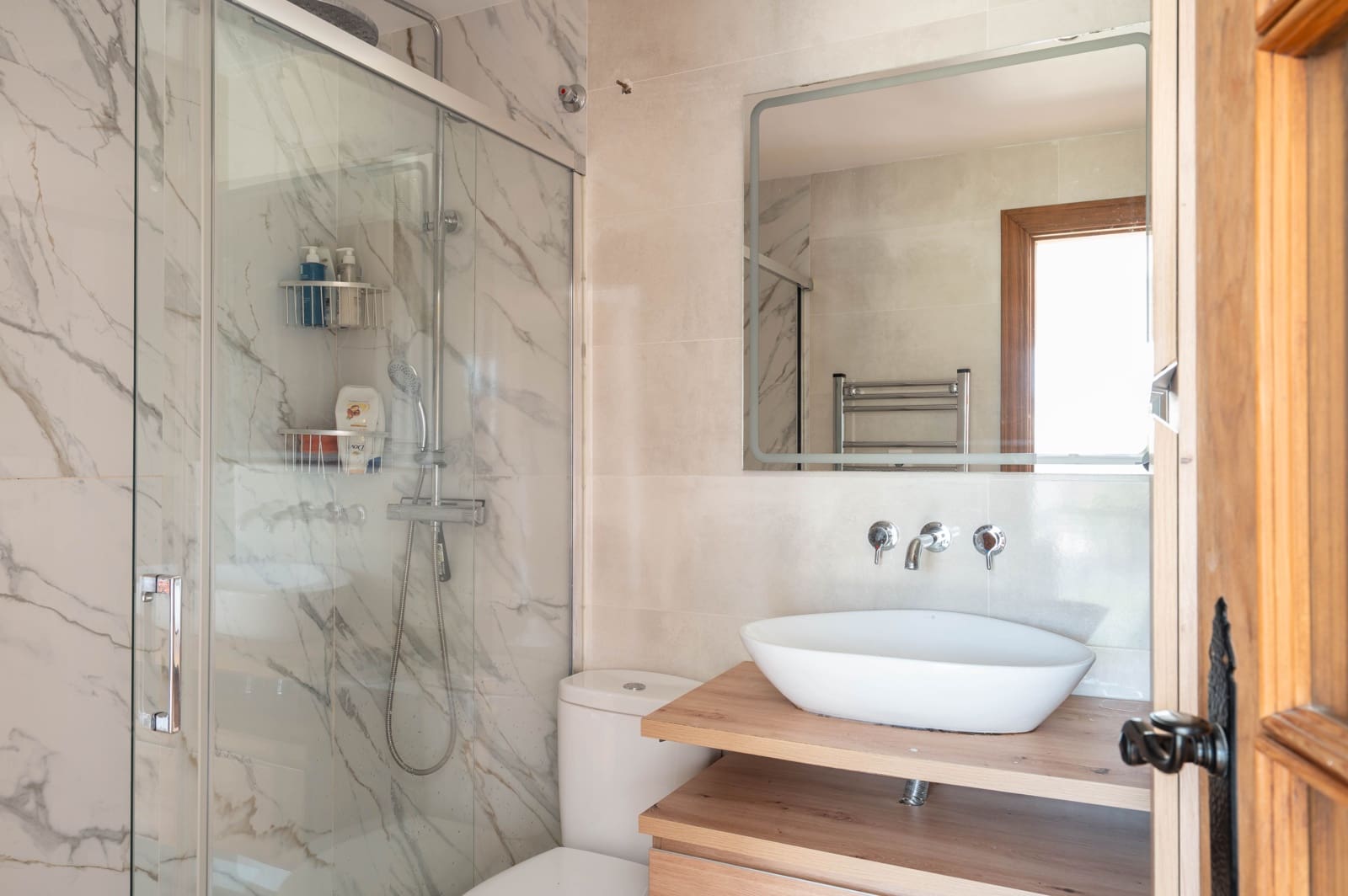 3 soveværelse Byhus til salg i Mijas Costa med swimmingpool - € 650.000 (Ref: 8824352)