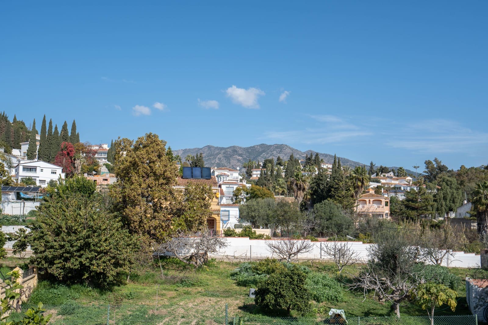 3 soveværelse Byhus til salg i Mijas Costa med swimmingpool - € 650.000 (Ref: 8824352)