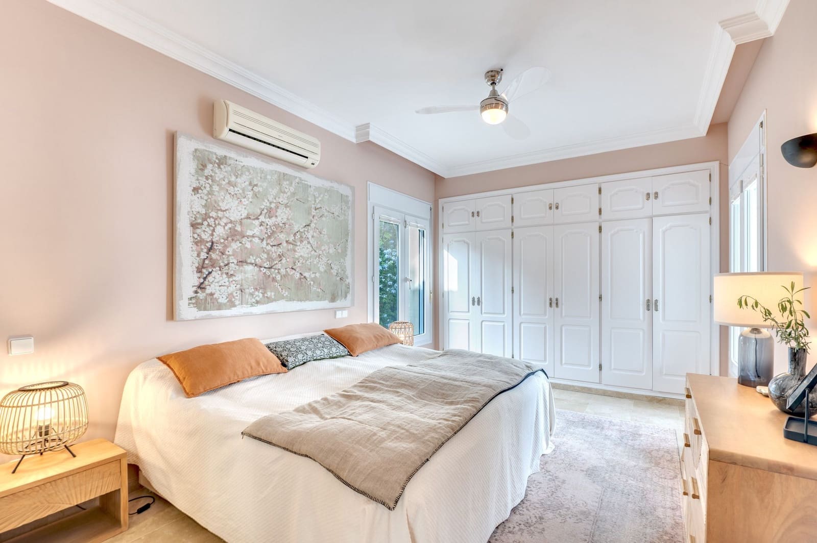 5 makuuhuone Huvila myytävänä paikassa Marbella mukana uima-altaan - 2 590 000 € (Ref: 8826841)