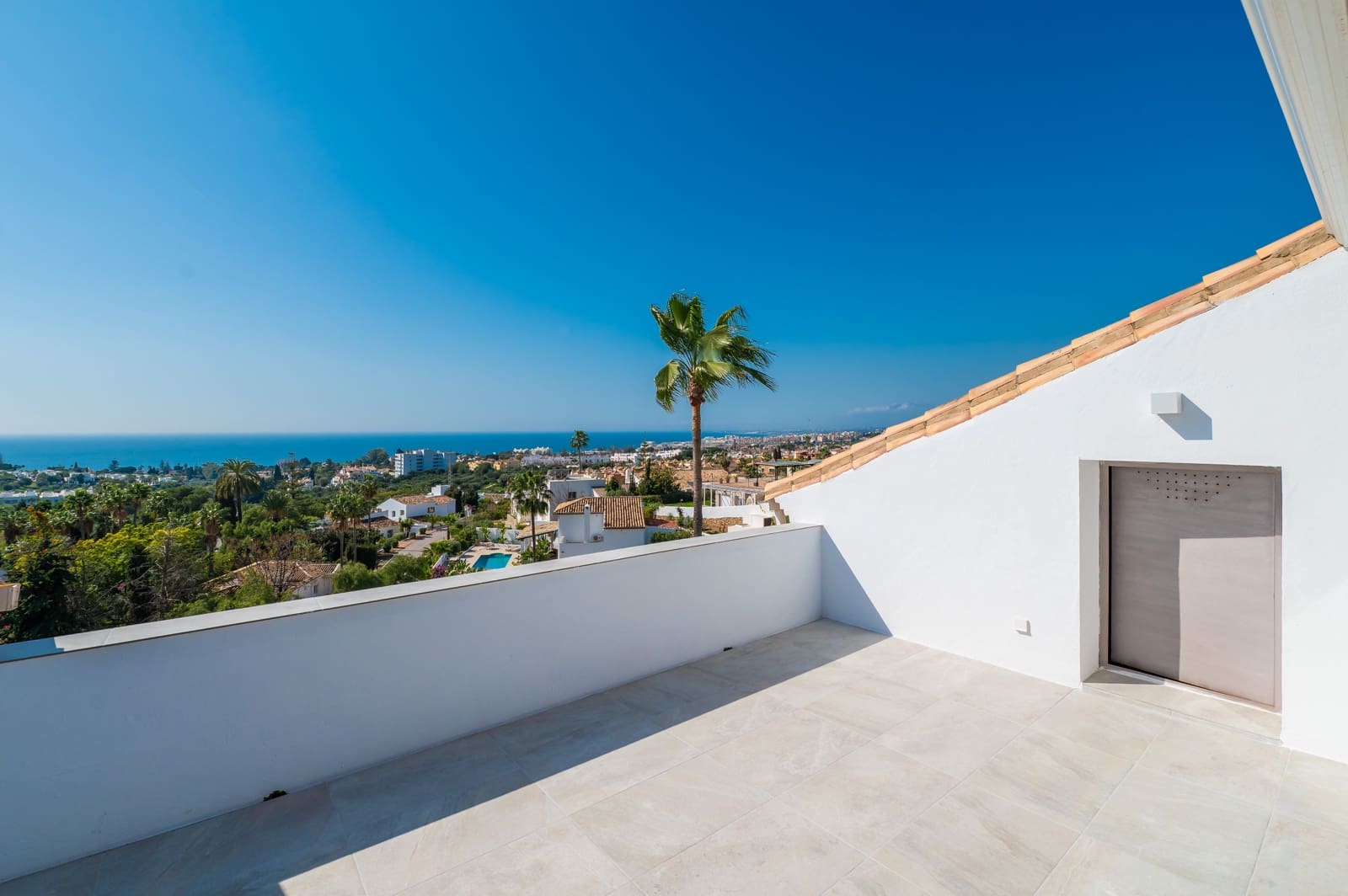 4 sovrum Villa till salu i Marbella med pool - 2 150 000 € (Ref: 8847086)