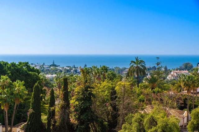 4 sovrum Villa till salu i Marbella med pool - 2 150 000 € (Ref: 8847086)