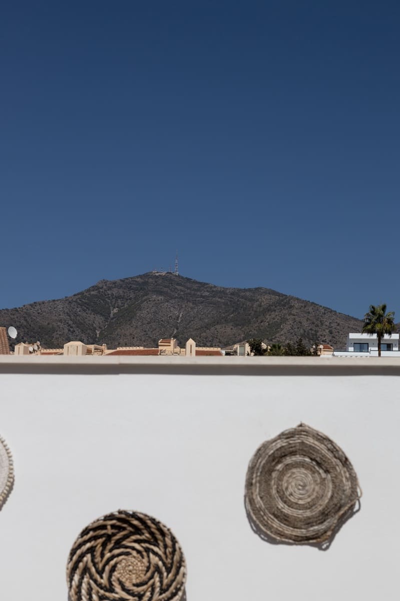 3 soveværelse Semi-Rækkehus til salg i Fuengirola med swimmingpool - € 795.000 (Ref: 8848205)