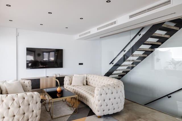 3 bedroom Semi-detached Villa for sale in Torreblanca, Fuengirola with pool - € 795,000 (Ref: 8848205)