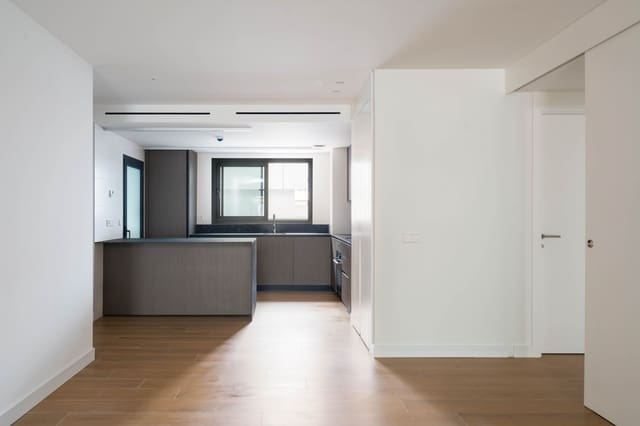 3 soverom Leilighet til salgs i Zona Puerto Deportivo, Fuengirola med svømmebasseng - € 795 000 (Ref: 8851053)