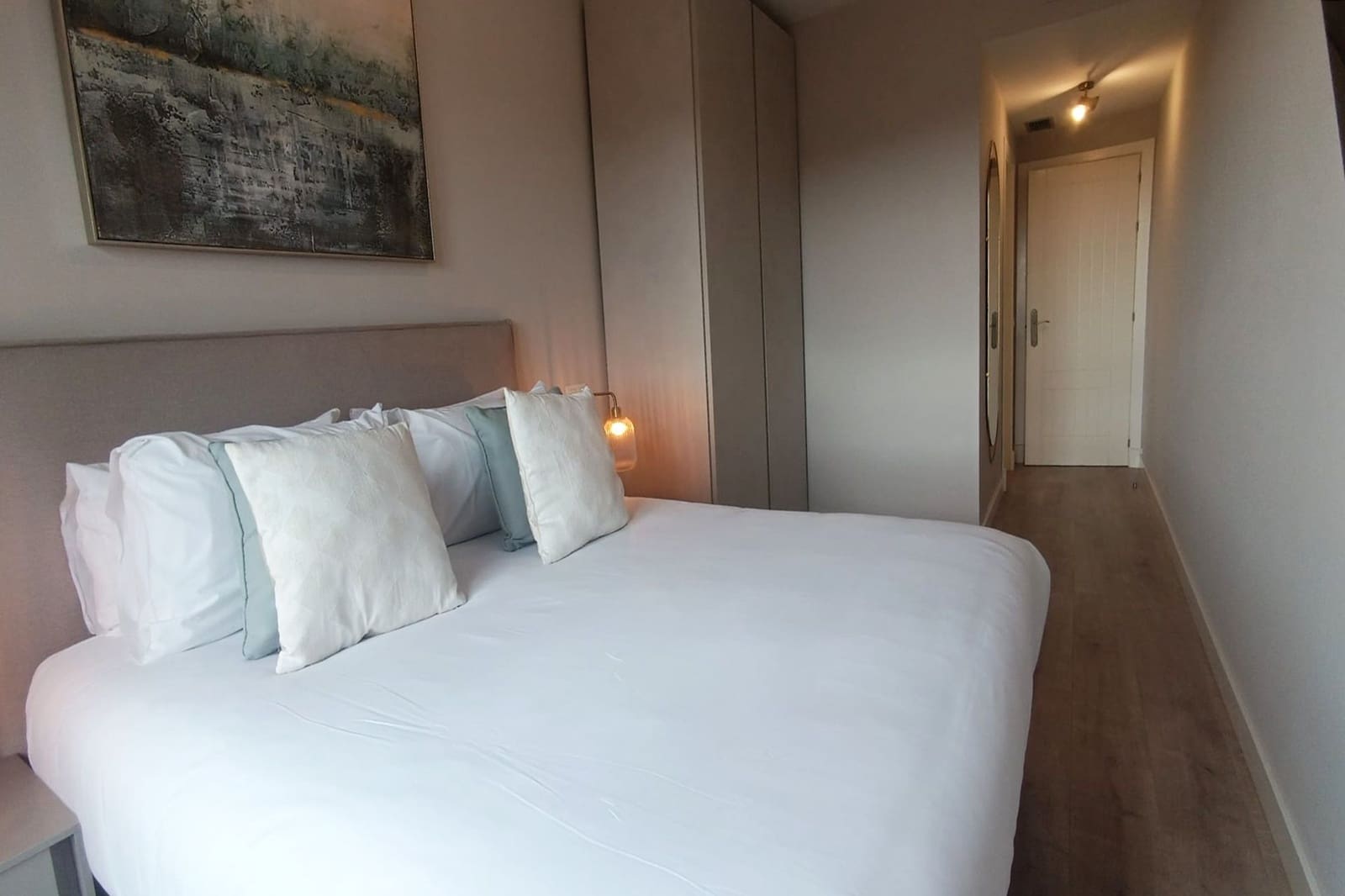 2 bedroom Apartment for sale in Benahavis with pool - € 335,000 (Ref: 8851060)