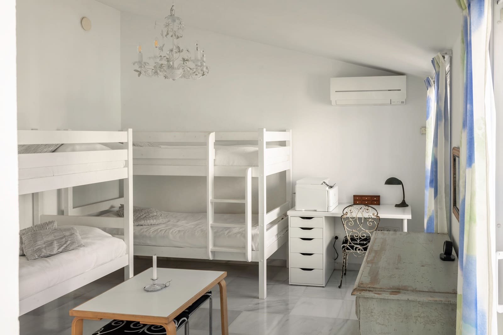 4 slaapkamer Villa te koop in Estepona met zwembad - € 1.370.000 (Ref: 8853119)