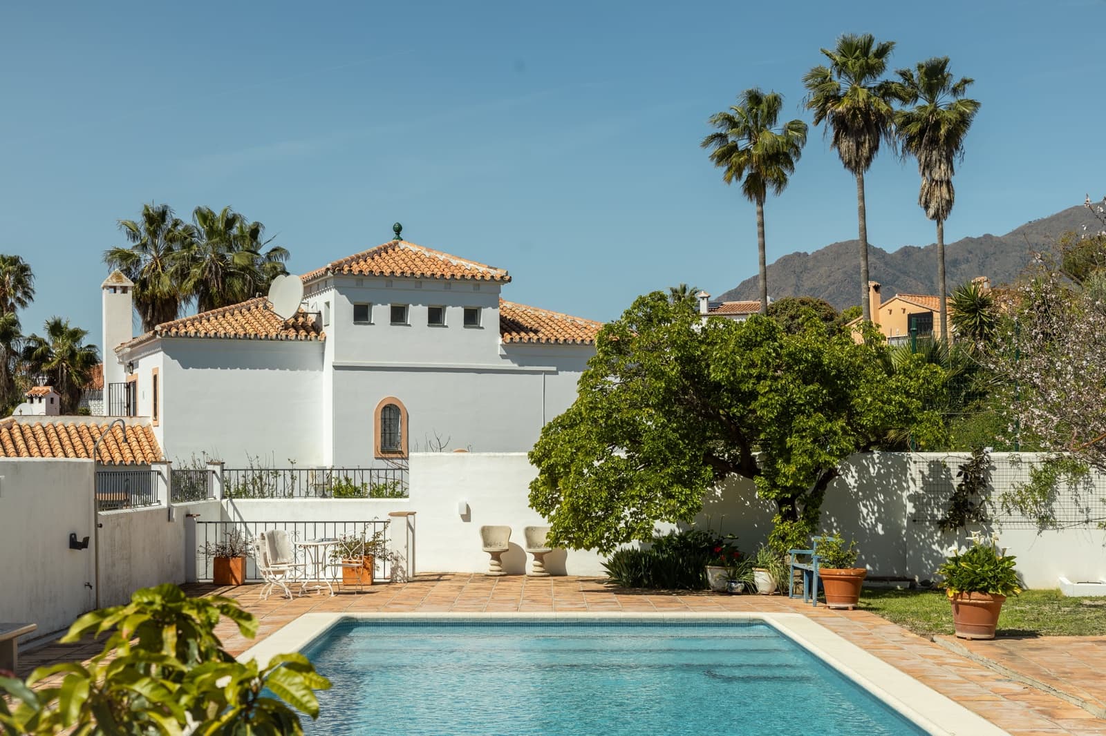 4 slaapkamer Villa te koop in Estepona met zwembad - € 1.370.000 (Ref: 8853119)