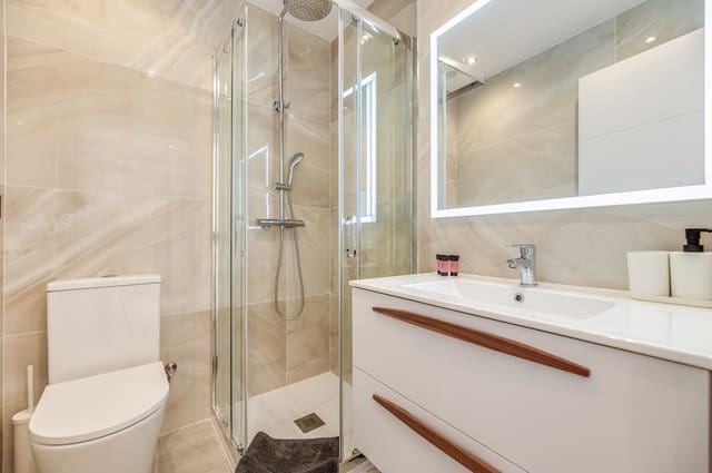 5 makuuhuone Huoneisto myytävänä paikassa Paraiso - Barronal, Estepona mukana uima-altaan - 749 000 € (Ref: 8878984)