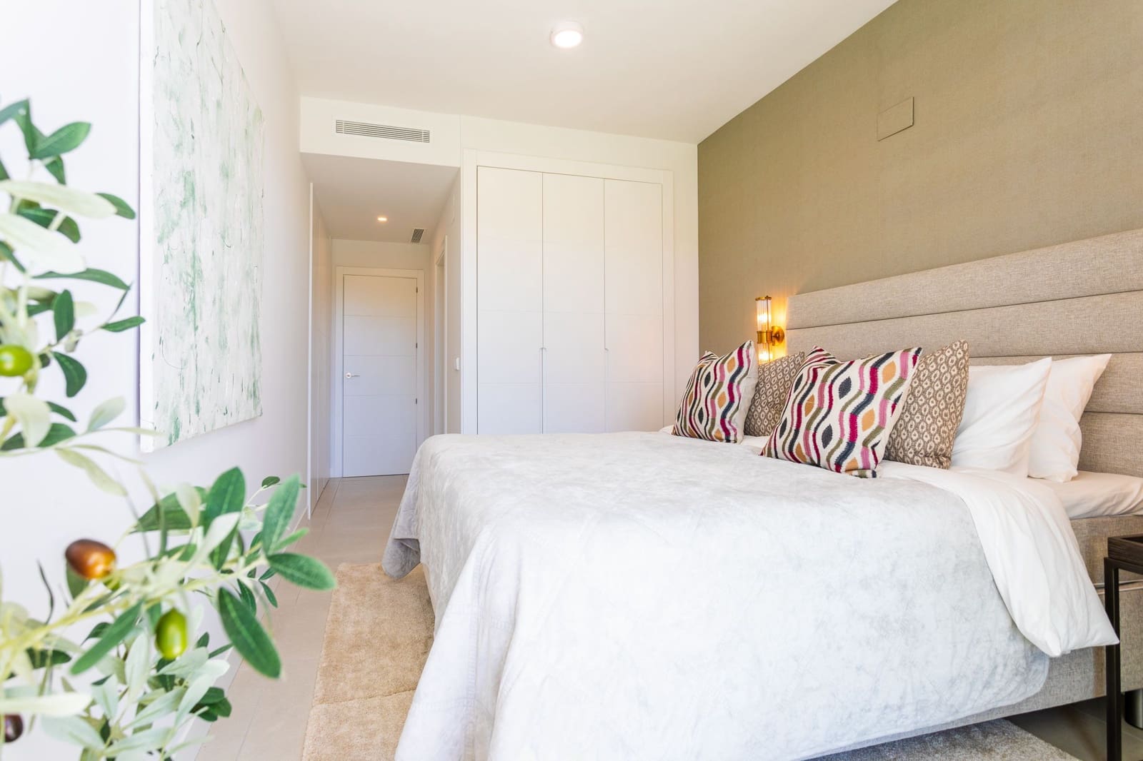 2 bedroom Apartment for sale in Mijas Costa with pool - € 440,000 (Ref: 8881181)