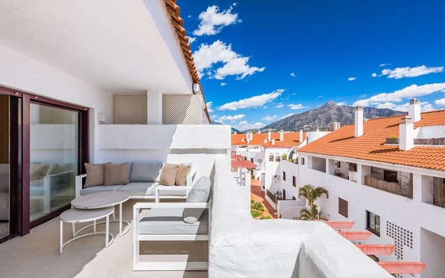 2 makuuhuone Huoneisto myytävänä paikassa Marbella mukana uima-altaan - 670 000 € (Ref: 8891733)