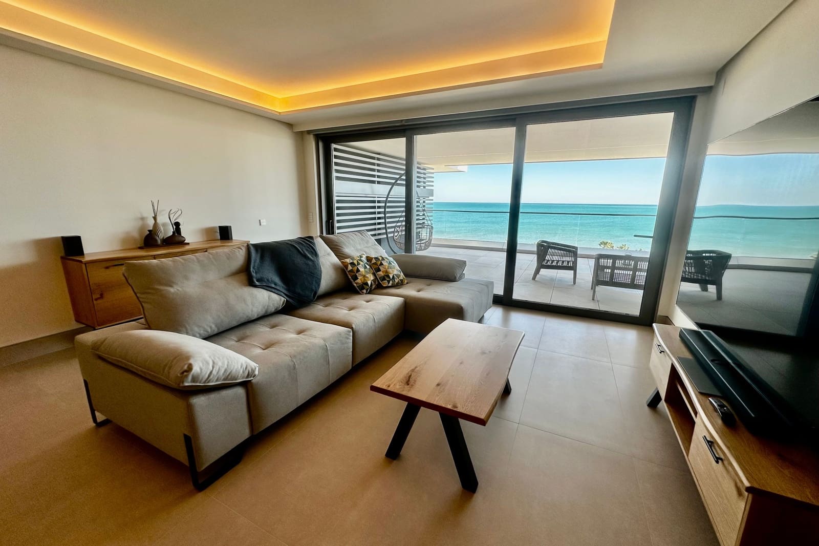 3 quarto Apartamento para arrendar em Malaga cidade com piscina garagem - 6 000 € (Ref: 8893893)
