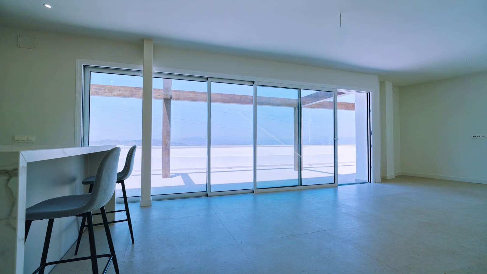 Chalet de 4 habitaciones en Alhaurín de la Torre en venta - 930.000 € (Ref: 8894097)