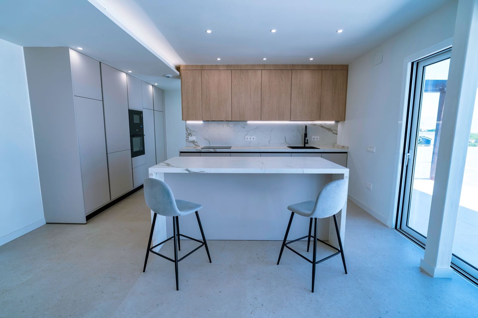 Chalet de 4 habitaciones en Alhaurín de la Torre en venta - 930.000 € (Ref: 8894097)