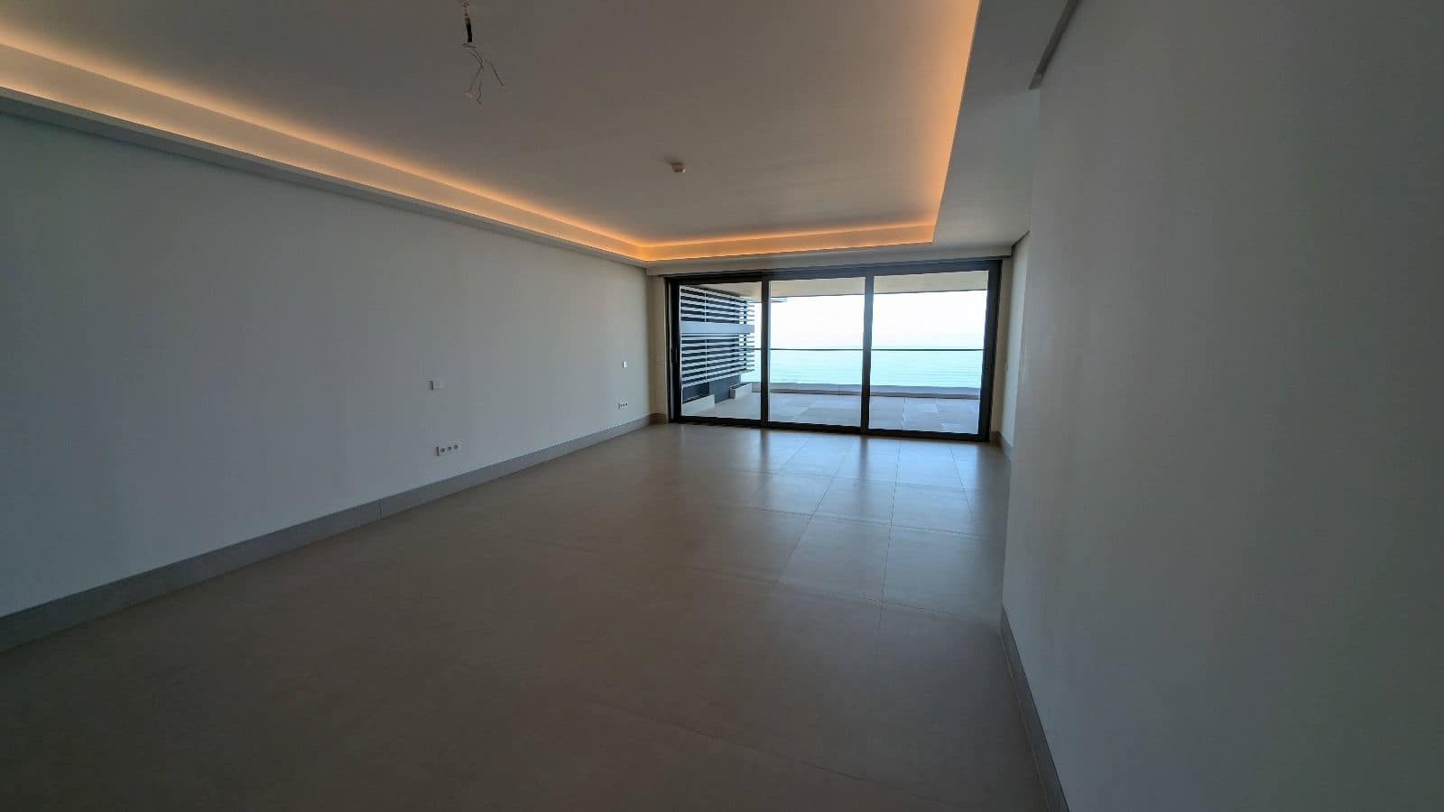 3 slaapkamer Appartement te koop in Malaga stad met zwembad - € 1.950.000 (Ref: 8895929)